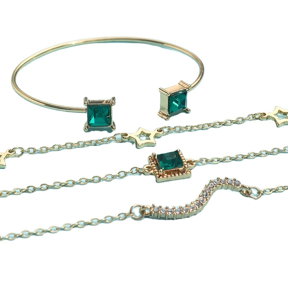 Emerald Diamond Star Bracelet Set Set Of 4-piece Design Set Of Diamond-encrusted Snake Alloy Bracelet 1