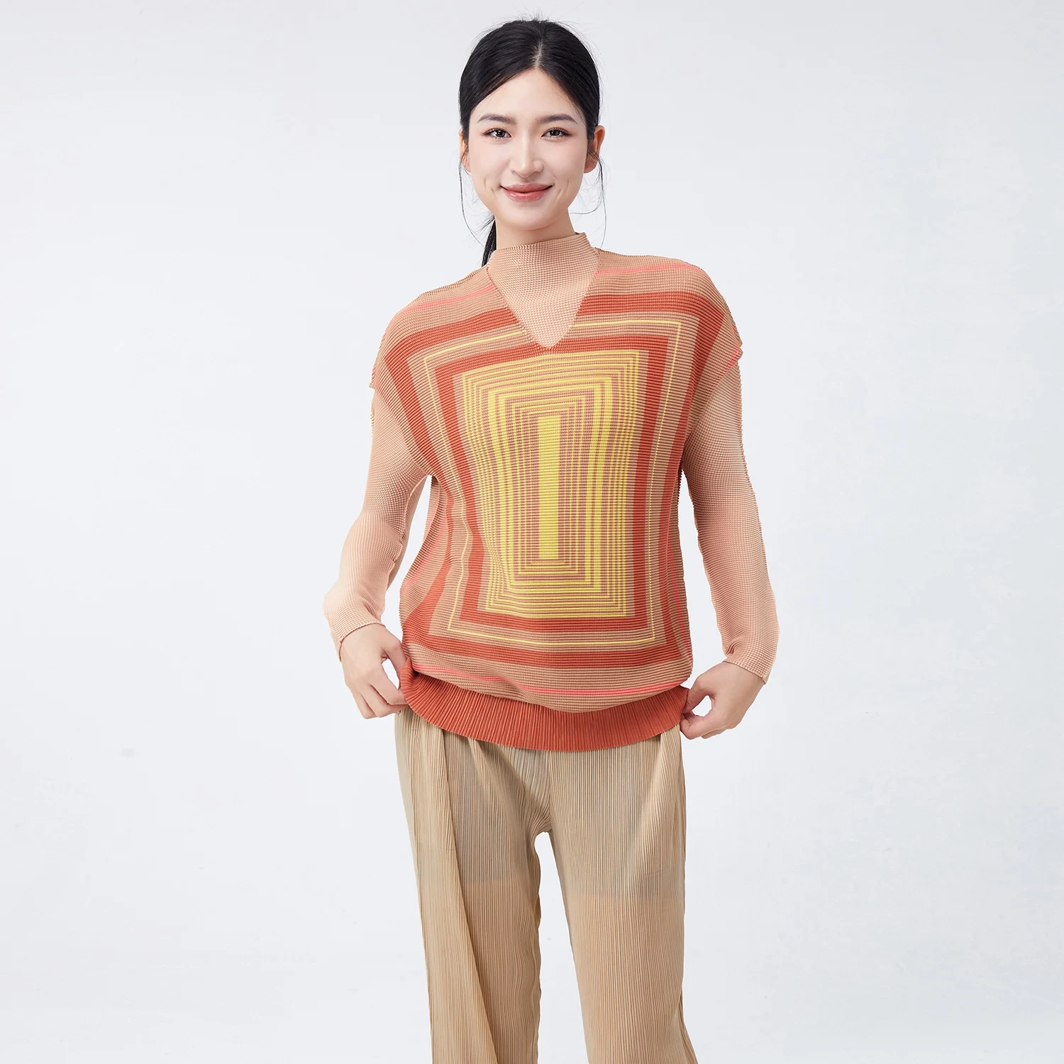 ODM/OEM Pleated Tops – Trendy Designs, Bulk Supply Latest Women's Fashion Vest Tops High Quality Sleeveless V-neck Shirts Printed Miyake Pleated Blouse 1