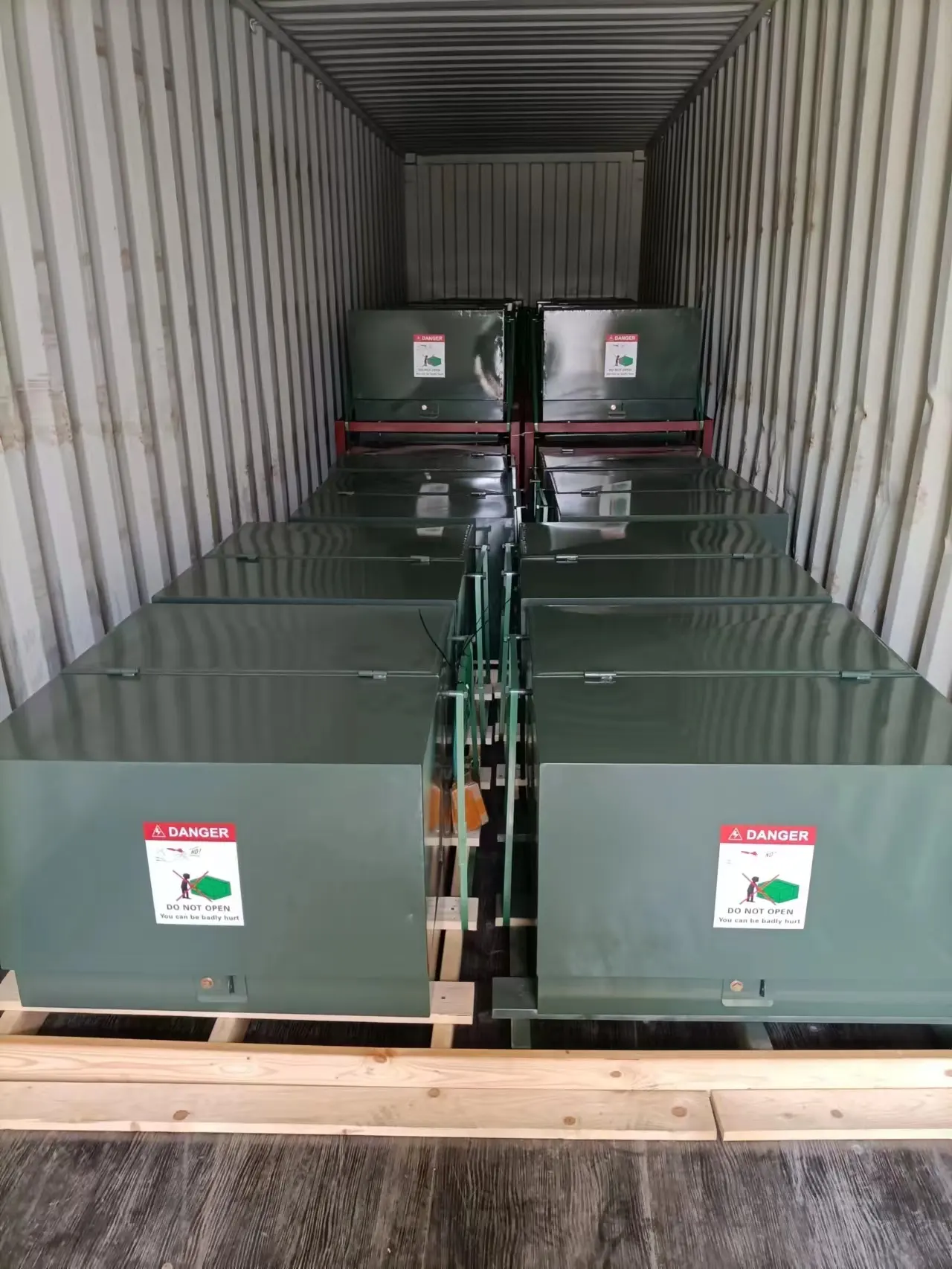 Pad Mounted Transformer 120/240V by SHZHEL 7