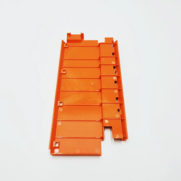 Moules d'injection sur mesure pour la fabrication d'accessoires de carrosserie en plastique pour Rolls-Royce 1