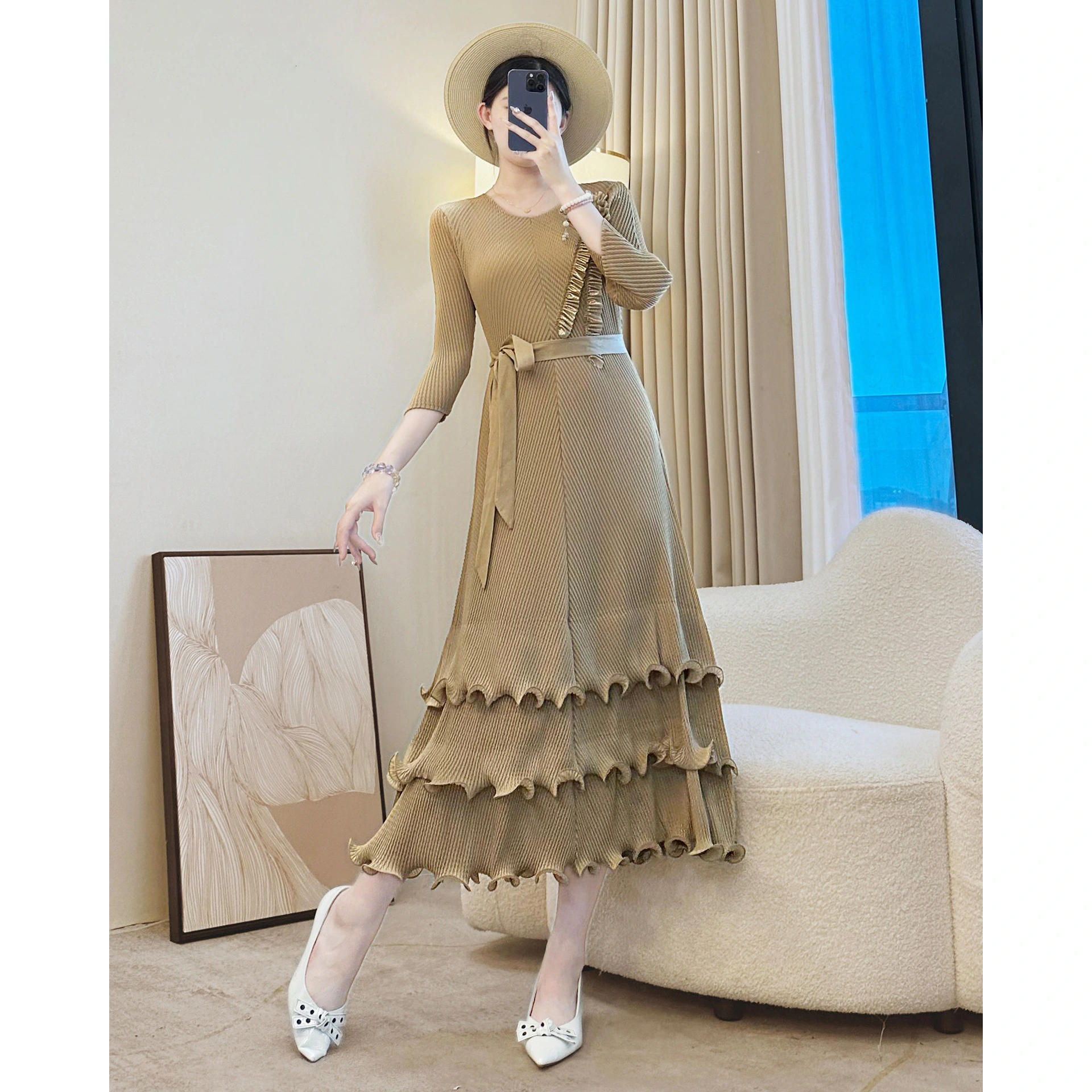 Factory Wholesale OEM Women's Elegant Pleated Belted Dress 1