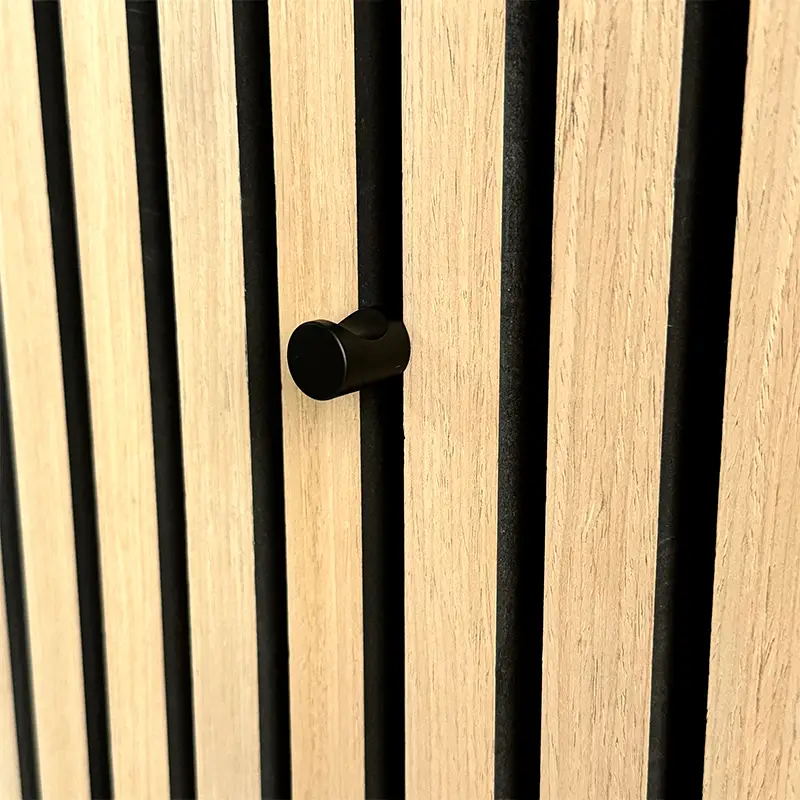 Fémkampó kiegészítő 3D fa akusztikus panel telepítéséhez 1