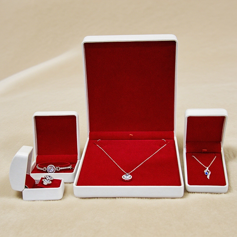 Customized Luxury Dual Tone Jewelry Box Pu Leather Flip Jewelry Box Jewelry Gift Box Packaging 1