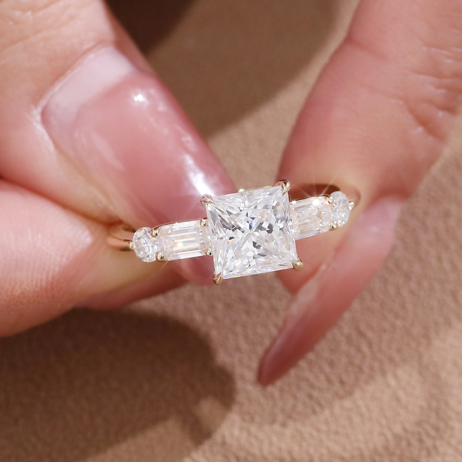 Custom Solid 18k 14k 10k White Gold Diamond Engagement Moissanite Diamond Wedding Fashion Classic Fine Jewelry Women Rings 1