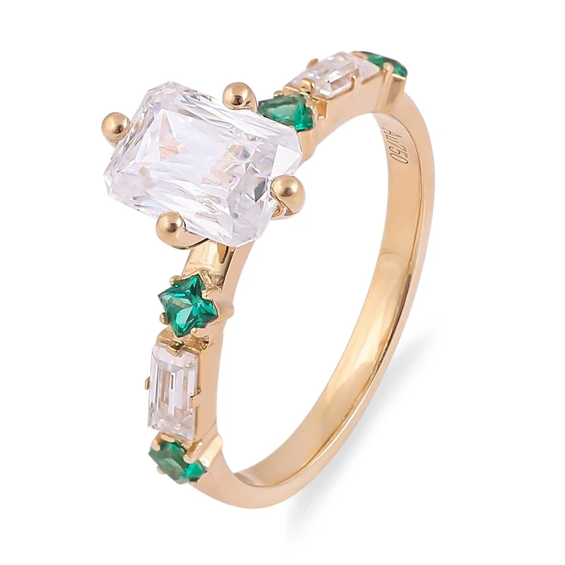 77 Facet Emerald Crist-tot Def Moishing Ring dans 18K Jaune Gold Cadre Bijoux pour toutes les occasions 1