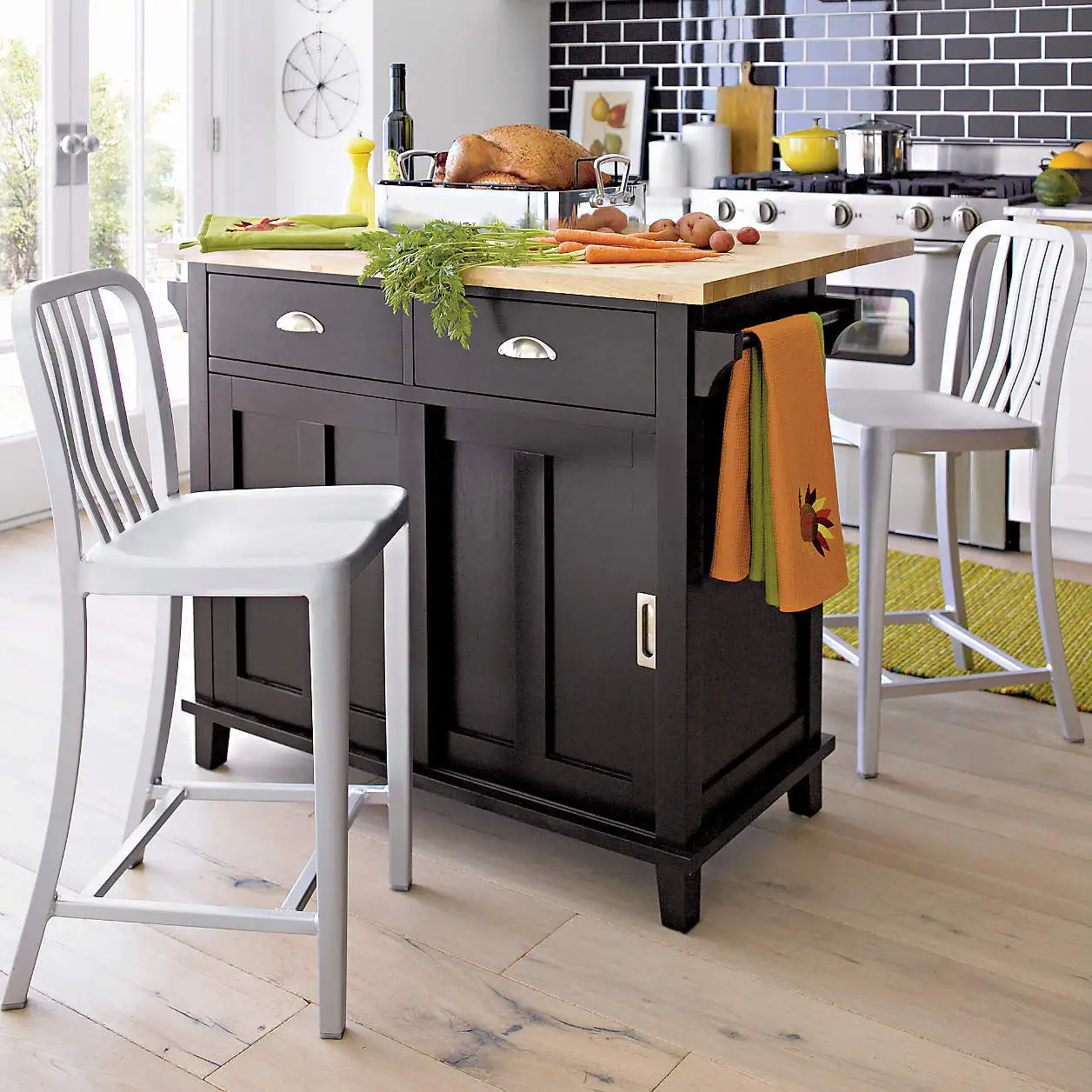 Aluminum Dining Chair - Handmade, Eco-Friendly, Gliding, Anodized 1