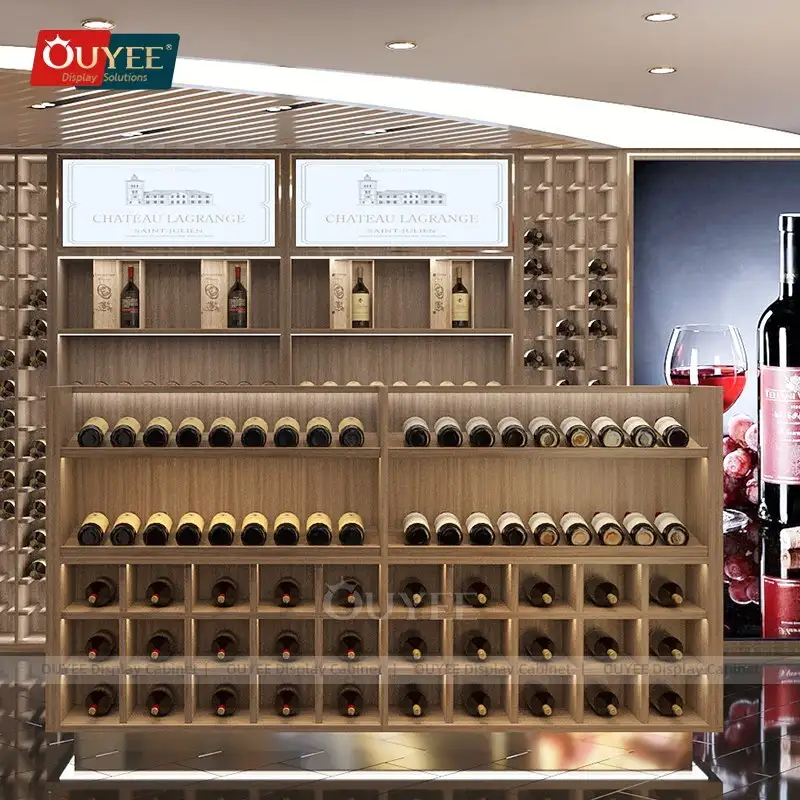 Weinständer aus Holz für den Innenbereich eines Duty-Free-Shops und einer Boutique im Duty-Free-Shop 1