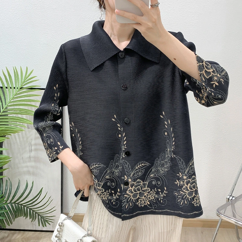Miyake plissé de chemise 2025 Summer NOUVEAU CARDIGANT BUSTUD 1