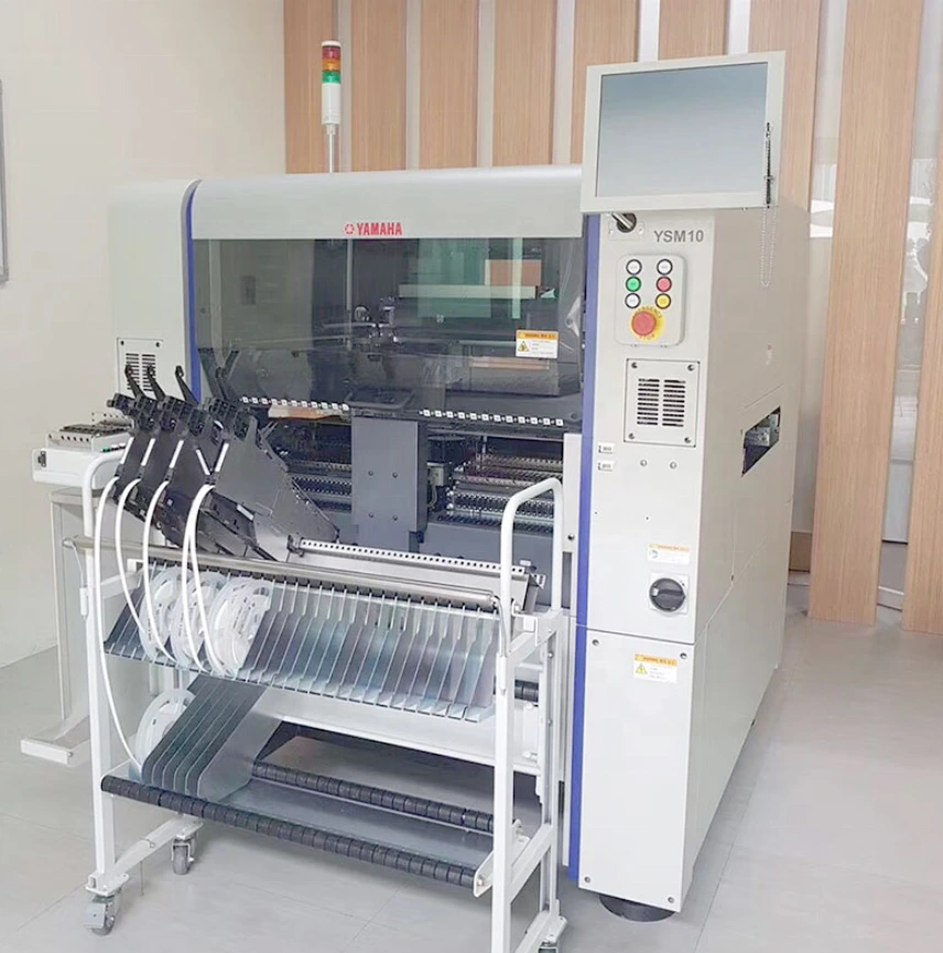 Yamaha YSM10 Máquina de la montaña de chips SMT Equipo industrial SMT PCBA Pick and Place Machine (2020 años) 1