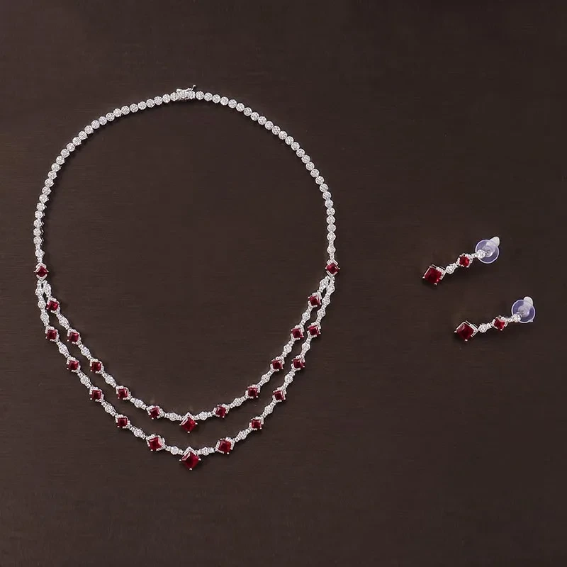 Real Gold 18inches Round Round Moissanite Diamond Diamond Wedding Bijoux Set Collier avec Square Ruby Stone 1