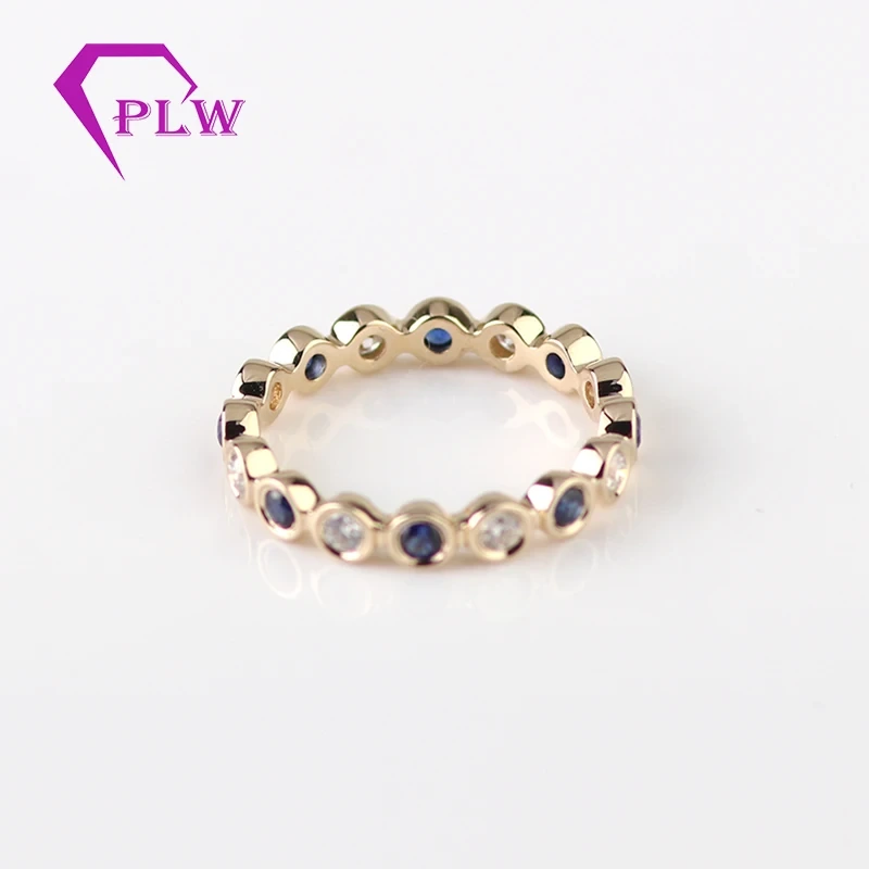 Bande éternité de Moissanite en or jaune massif 2 mm Moisanite blanche et saphir synthétique 1