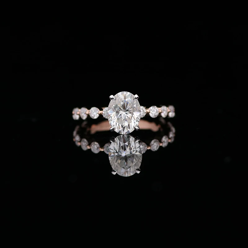 Demi-éternité 2,5 mm bande de bulles 2,5ct d Couleur ovale Brillant Cut Moissanite Engagement anneau de fiançailles avec halo caché 1