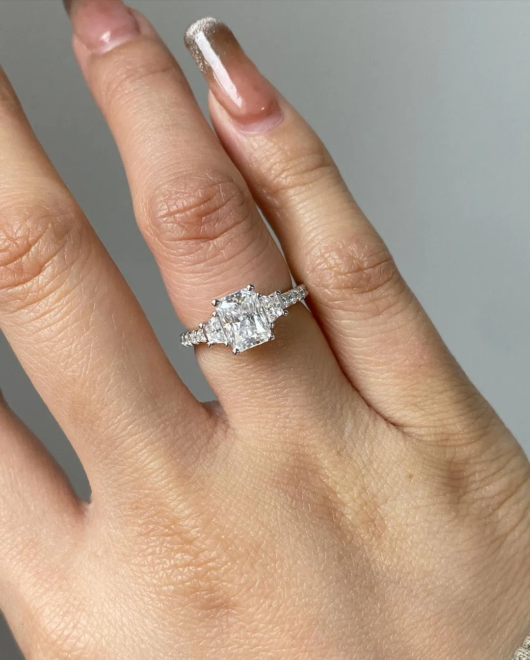 Custom 10k 14k 18k Gold Luxury 2ct Radiant Cut Def Vvs Looking For Lab Grown Diamonds Ring Engagement With Jewelry Rings 1