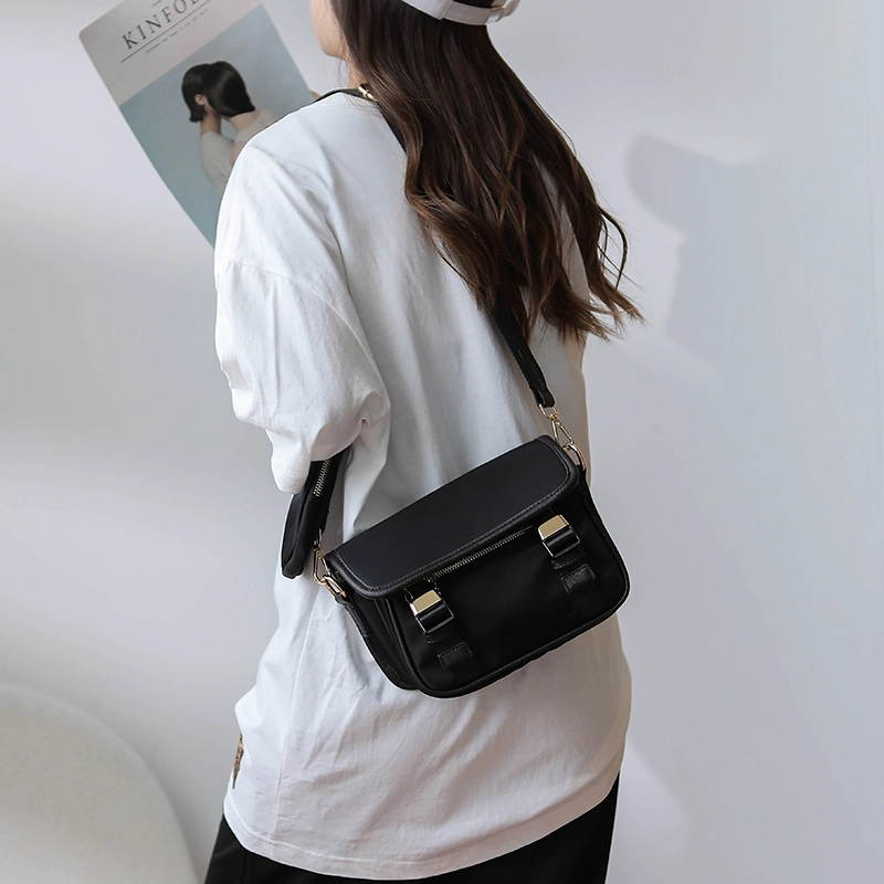 Wholesale Custom Fashion Lightweight Waterproof Fashion Messenger Bag One-shoulder Business Messenger Bag 1