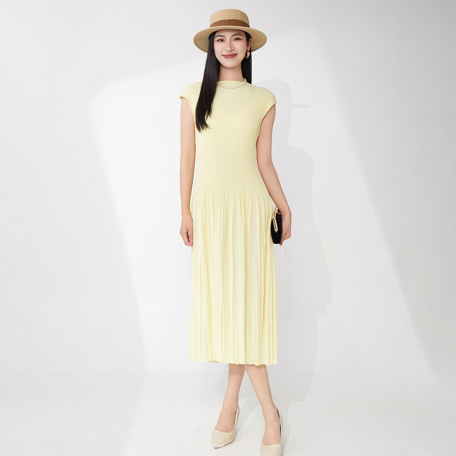 Robes plissées d'été en gros 2025 - Polyester de couleur unie, conception du tempérament avec taille élastique 1