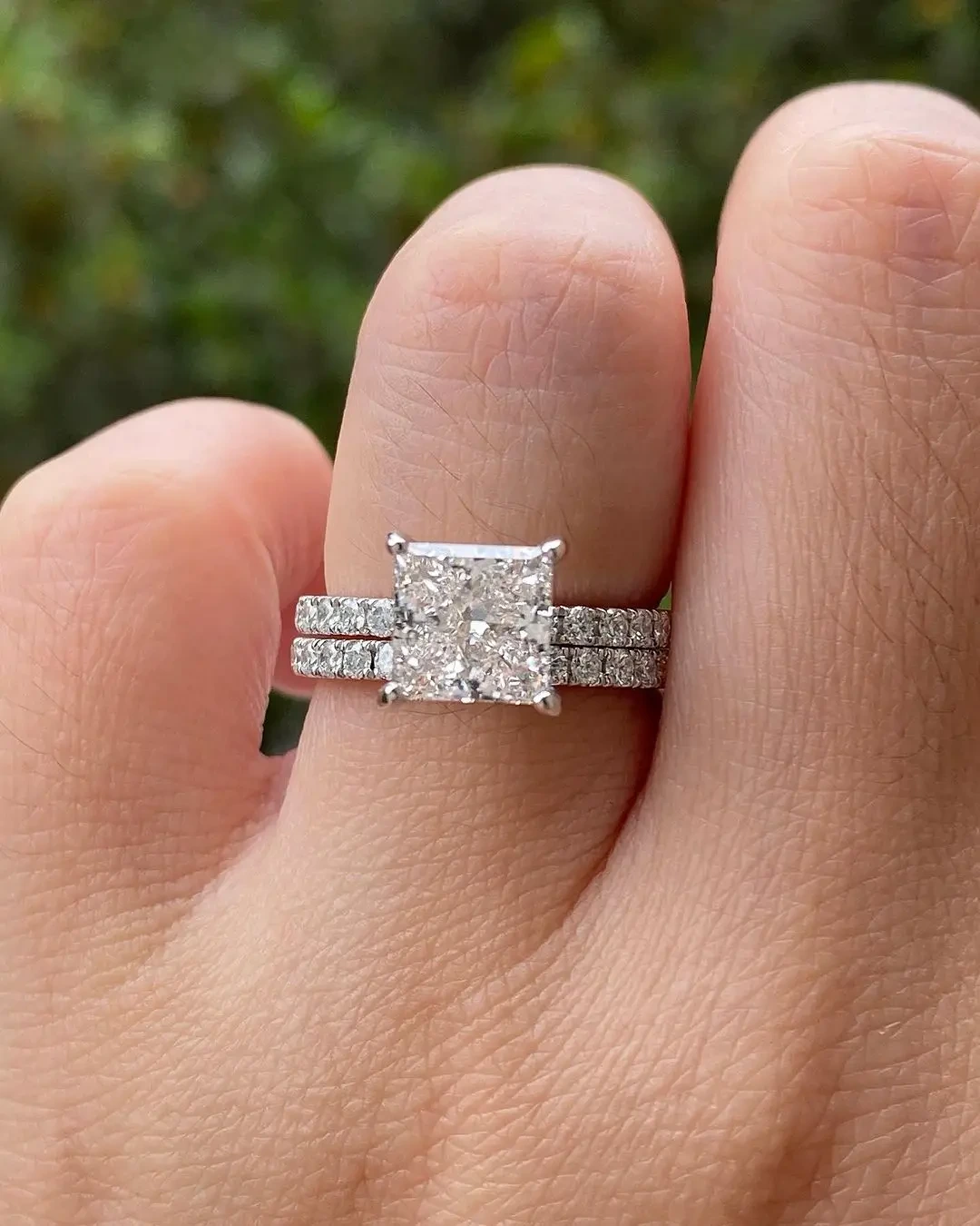 Anillo de diamante de laboratorio de princesa 2CT certificado por IGI con anillo de diamante de oro sólido de Half Diamond Pavi Diamond de 14k & Boda de boda para novia 1