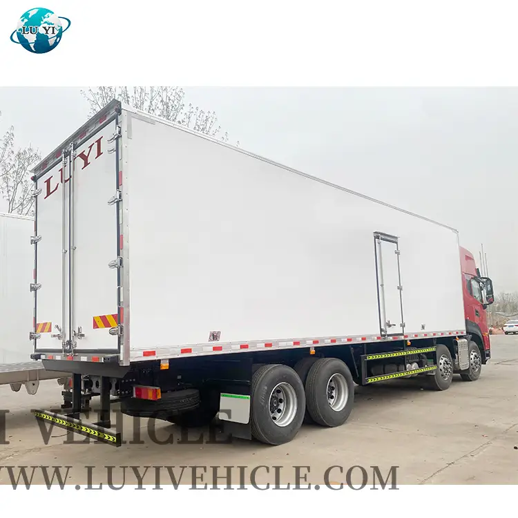 Transporting Food Meat Refrigerated Semi Trailer 1