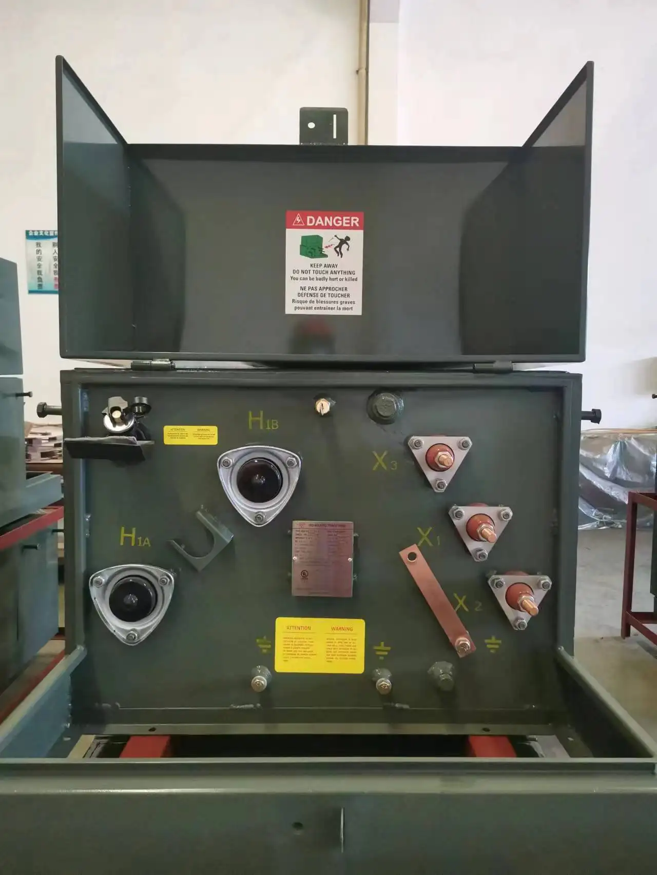 Pad Mounted Transformer 120/240V by SHZHEL 3