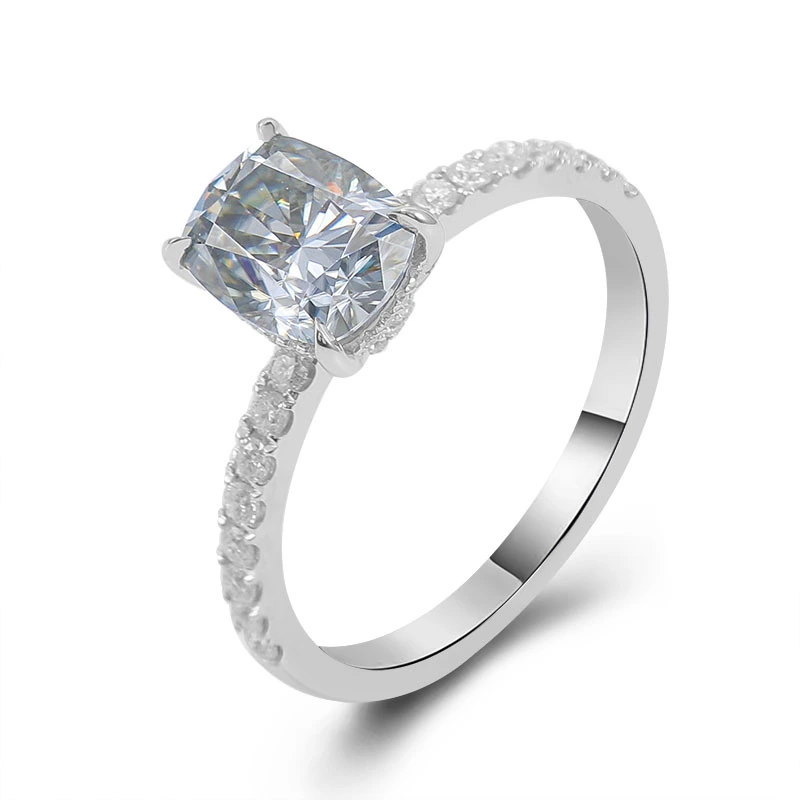 Anillo de lujo personalizado con corte de moissanita de 3 quilates, color VVS GH, en oro blanco de 10 quilates. 1