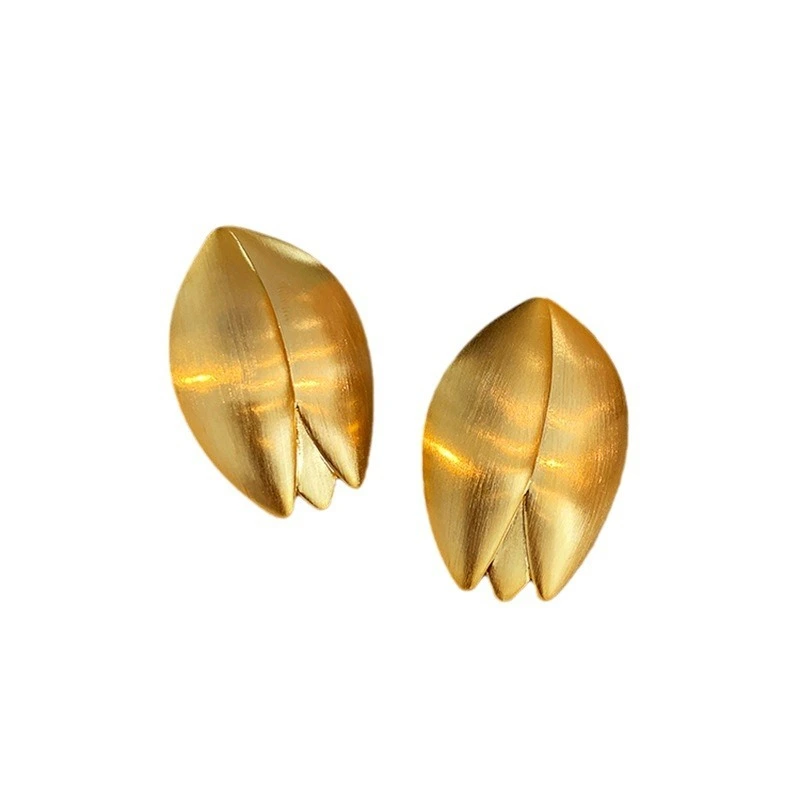 Fashion Jewelry Brushed Metal Medieval Earrings Unique Leaf Design For Women Vintage Irregular Metal Earrings For Women 1