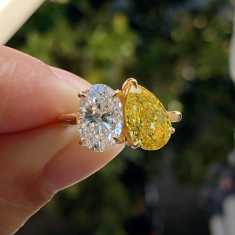 18k Yg Lab Diamond Toi Et Moi Ring 2ct Each Oval Cut D-vvs2 & Pear Cut Fancy Yellow Diamond 2stones Gold Ring For Bride 1