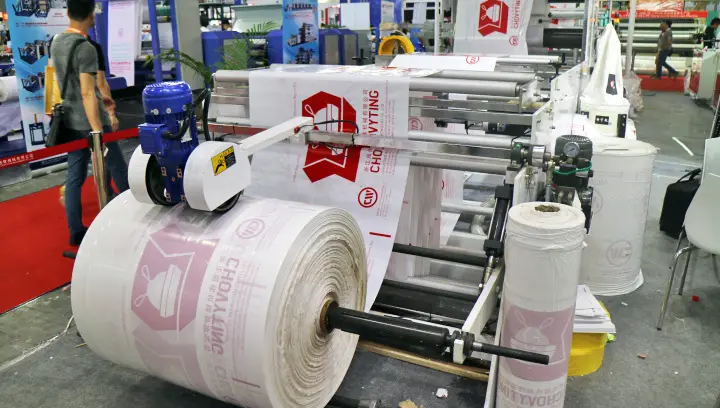 Bin Bag Making Machine Rolling Bag Making Machine Wholesale - Chovyting Machinery 4