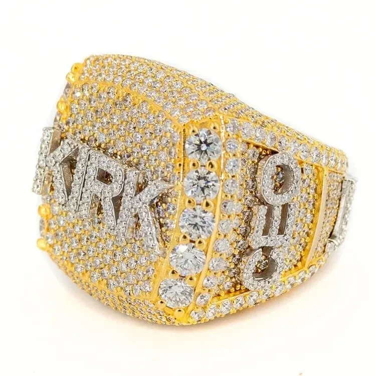 Luxus Großhandel Custom Factory Moissanite Männer Ringe Logo VVS Moissanite Diamond Champion Drop Ship Letter Mode Ring 1