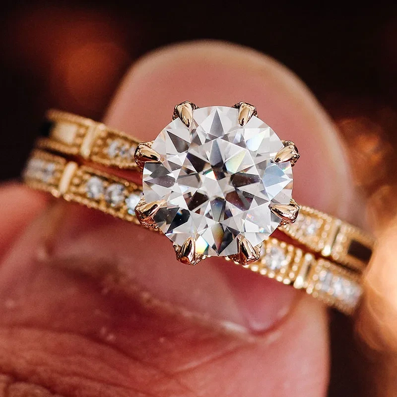Ensemble d'anneau vintage 14k jaune or def couleur de haute qualité Rond Round Bague de mariage Moisanite + bande de conception de bord perlé 1