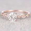 2.5ct rond pour toujours Brilliant Moissanite & Anneau de fiançailles antique en diamant 14K 1