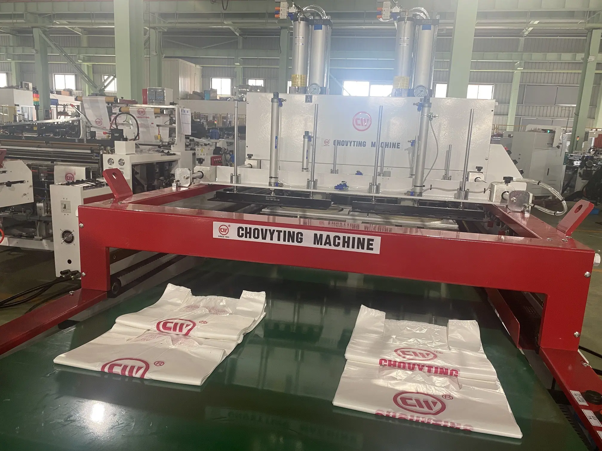 Vest Bag Making Machine T Shirt Bag Making Machine Wholesale - Chovyting Machinery 4