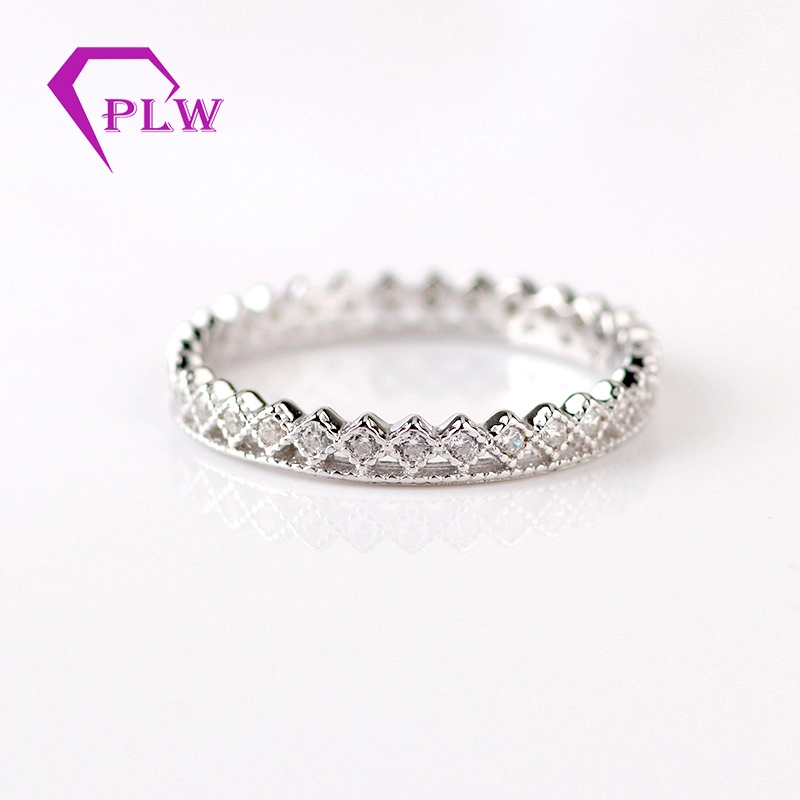 Princesse Princess Crown Moissanite Eternity Band 2 mm Melee Moisanite 1