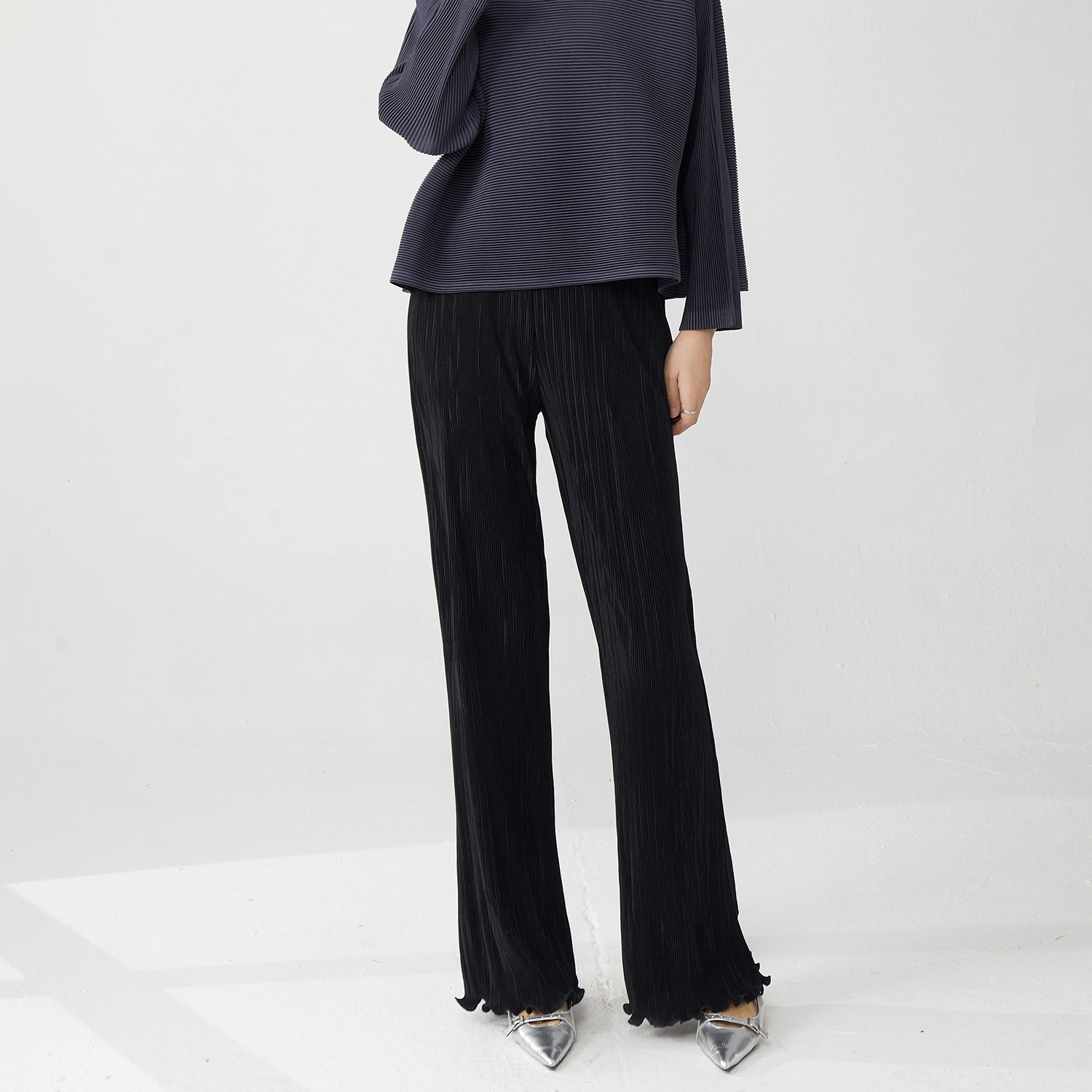 Our Best-Selling Pleated Pants Styles Wholesale Clothing Women's Casual Pants Designer Miyake Pleated Pants Wide Leg Pants 1