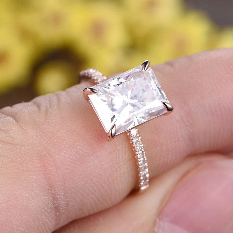 7x9mm 2carat Radiant Cut Moissanite Accent 14K Rose Rose Gold Engagement Anneau pour femme 1
