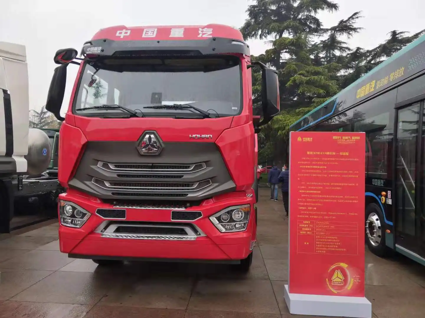 Custom Tractor Truck Manufacturer Company 4