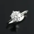 Solitaire Style 8 mm Moissanite 14K Bonne de mariage en or blanc pour les mariées 1