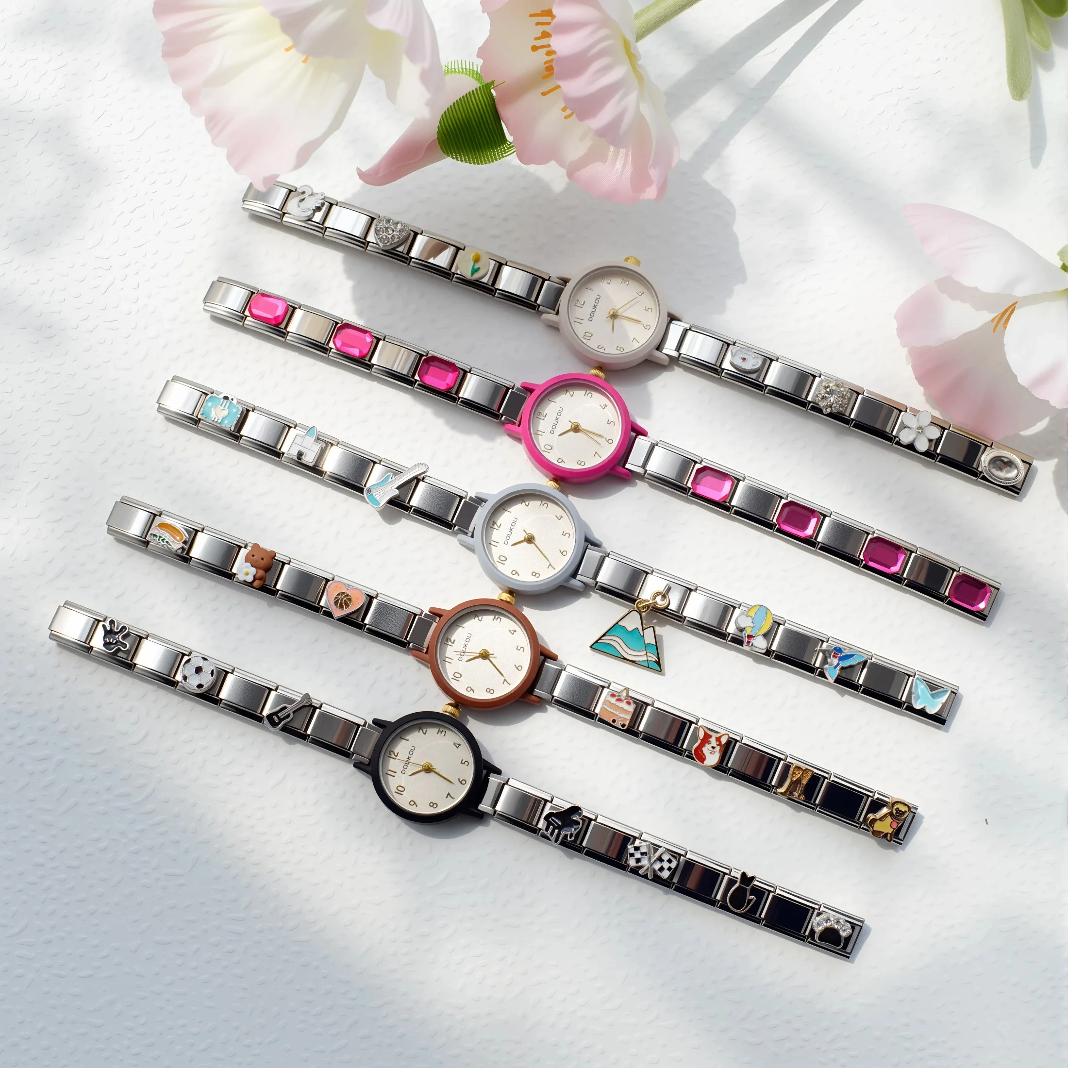 Manufacturer Wholesale Fashion Italian Charm Bracelet Round Watch Stainless Steel Clasp Beautiful Watch 1