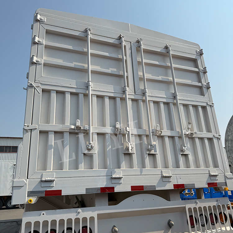 Cargo de 3 ejes Semirropante de carga 80T Transporte de servicio pesado 4