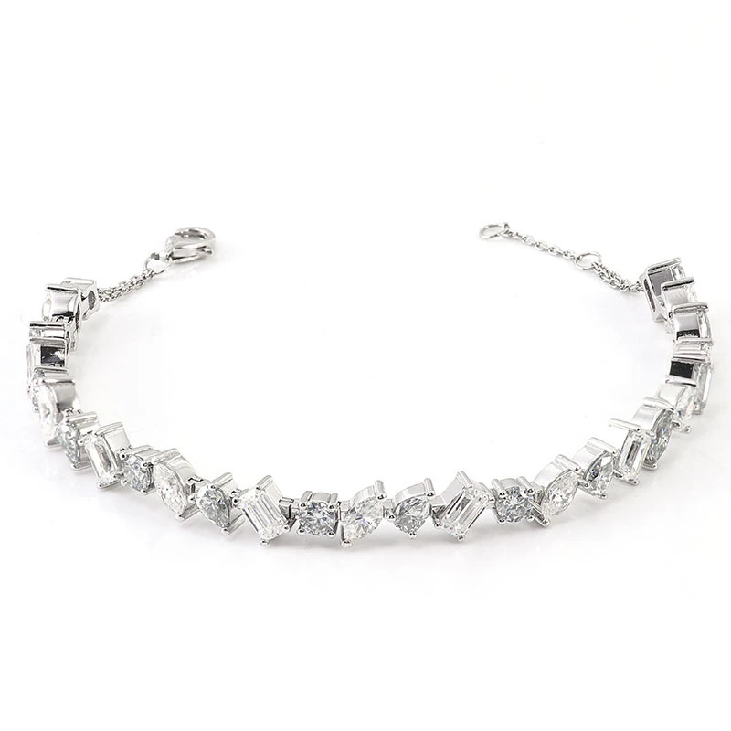 Classics Design White Gold Color Iced Out 925 Silver Round Moisanite Woman Tennis Bracelet Bijoux de luxe Bracelet de tennis de luxe 1