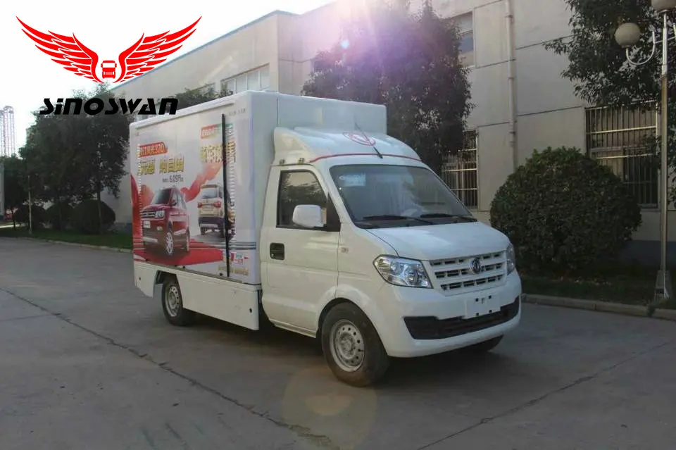 Mobile Hydraulic Stage for Business for Political Rallies and Campaigns 2