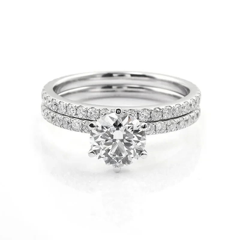 Anpassen von 18 kt Festes Weißgold 1Carat Center Runde Ausgezeichnete Diamantring -Set mit Halb Nahmeldiamant, das auf Band gepflastert ist 1