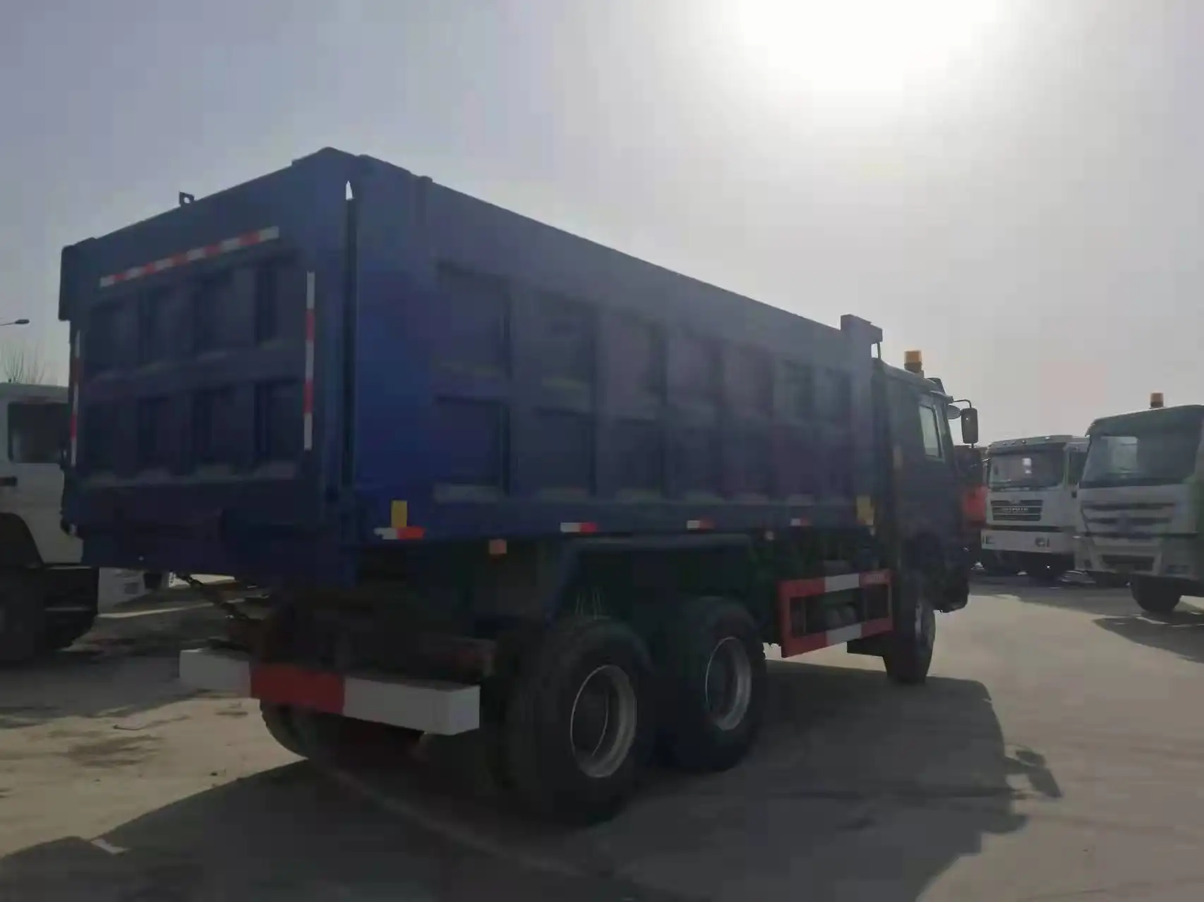 Huge Dump Truck New SINOTRUCKCompany 4