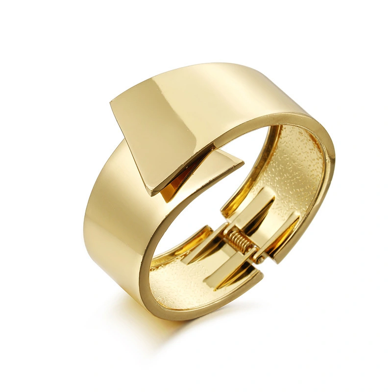 Smooth Face Bracelets Wholesale Simple And Fashionable Gold Hot Selling Chunky Open Bangle Cuff Bracelets For Women 1