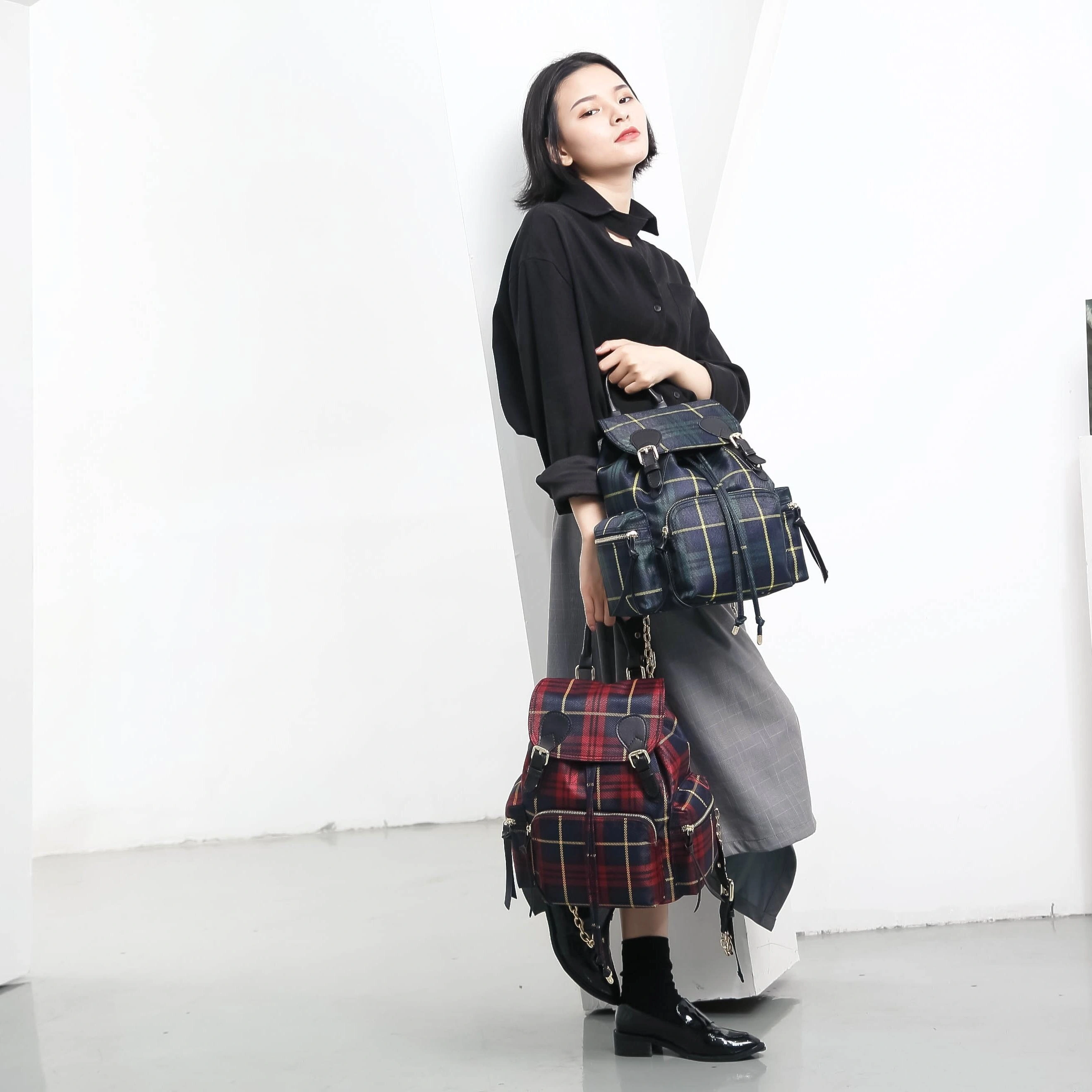 Factory Direct Fashion Backpack Leisure Large-capacity Travel Bag Student Backpack Korean Version Of The Backpack. 1