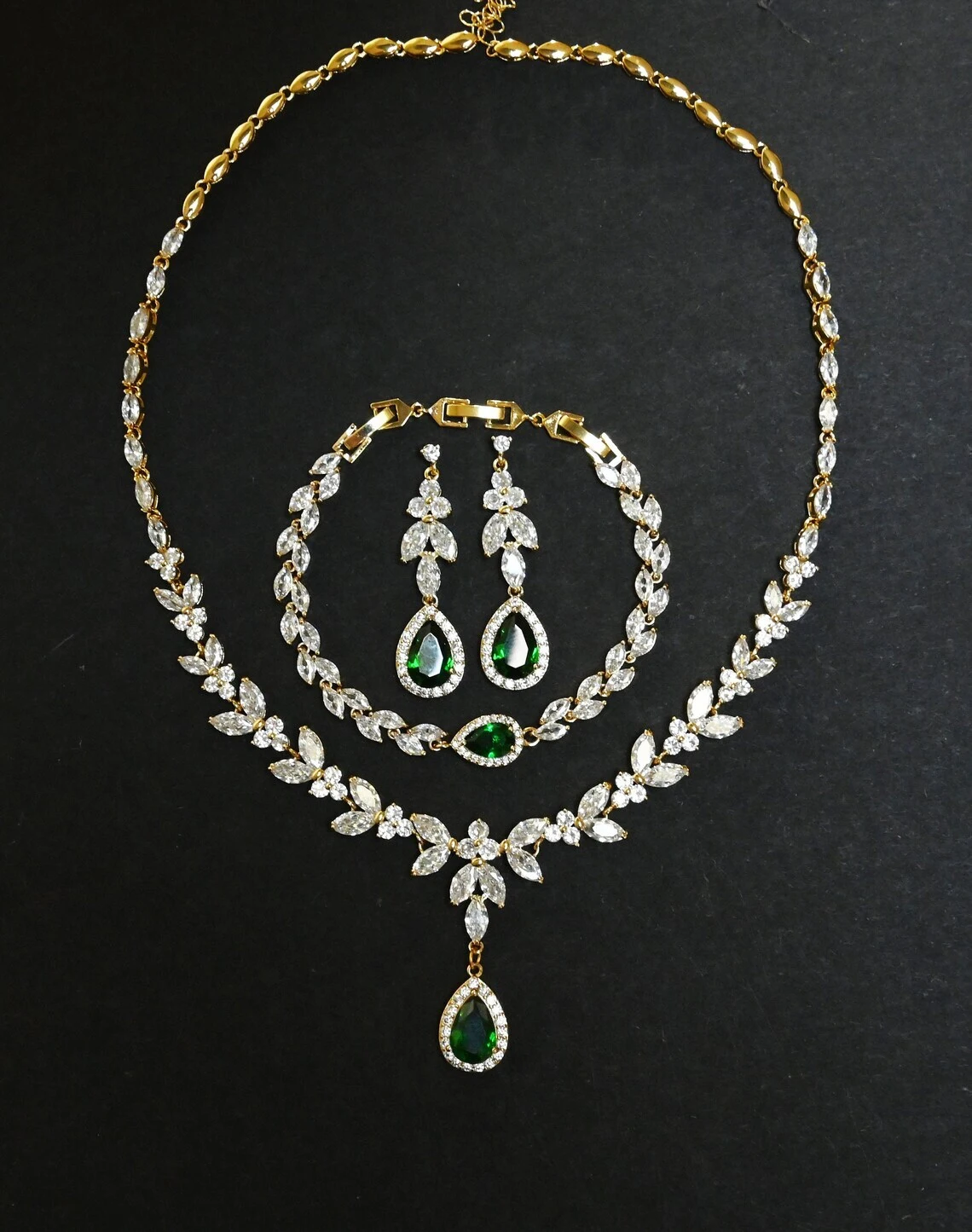 Princess Style Bridal Dancing Party Gold Accessories Jewelry Set Moissanite Diamond And Lab Grown Emerald Necklace Set 1