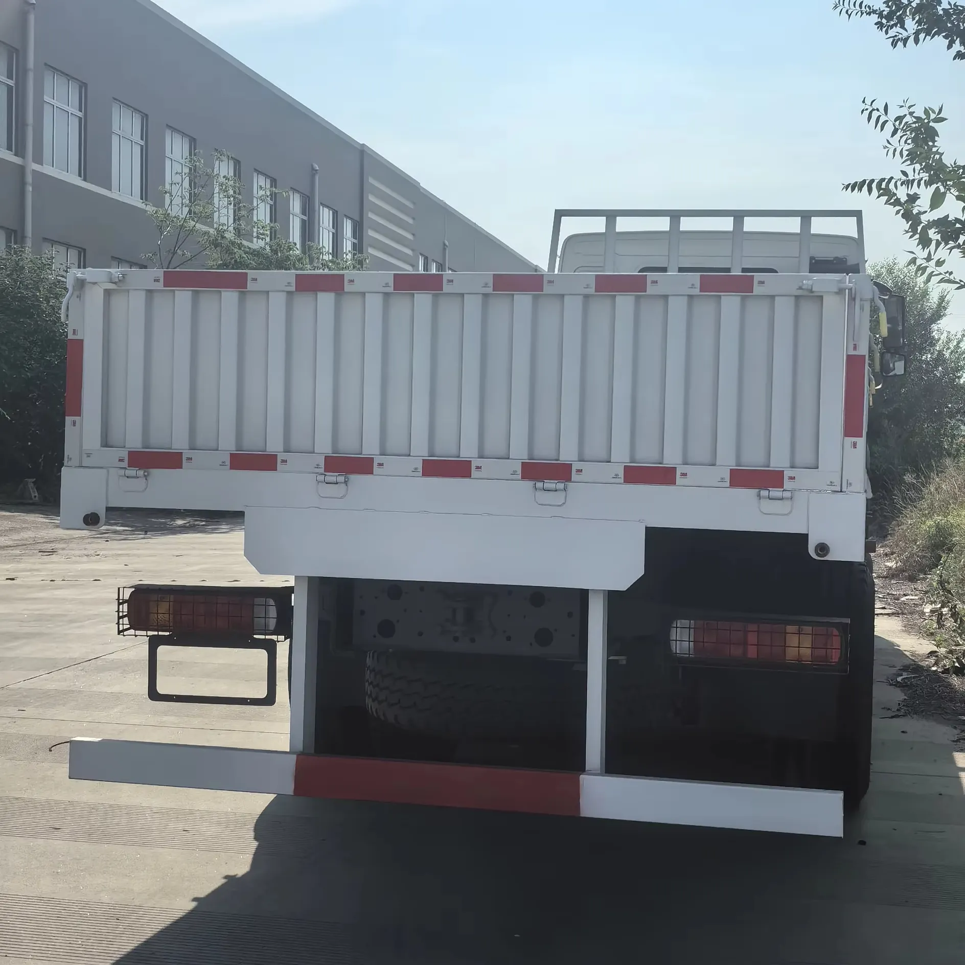 Top Cargo Truck Price Manufacturers 2