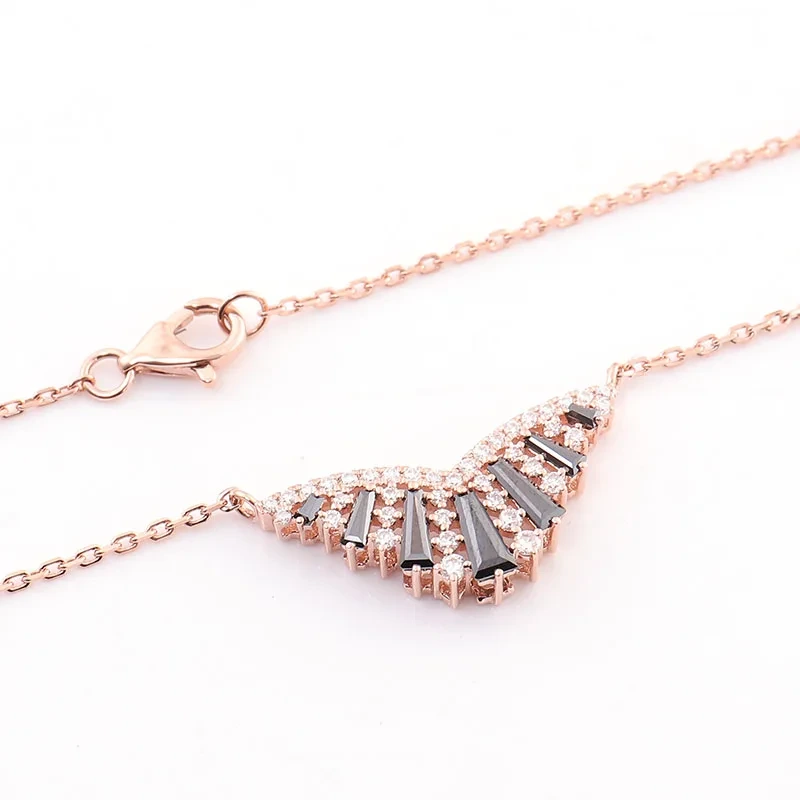 Collier de pendentif rose 18 carats à l'or Moisanite Diamond Pendant Femmes Gift 1