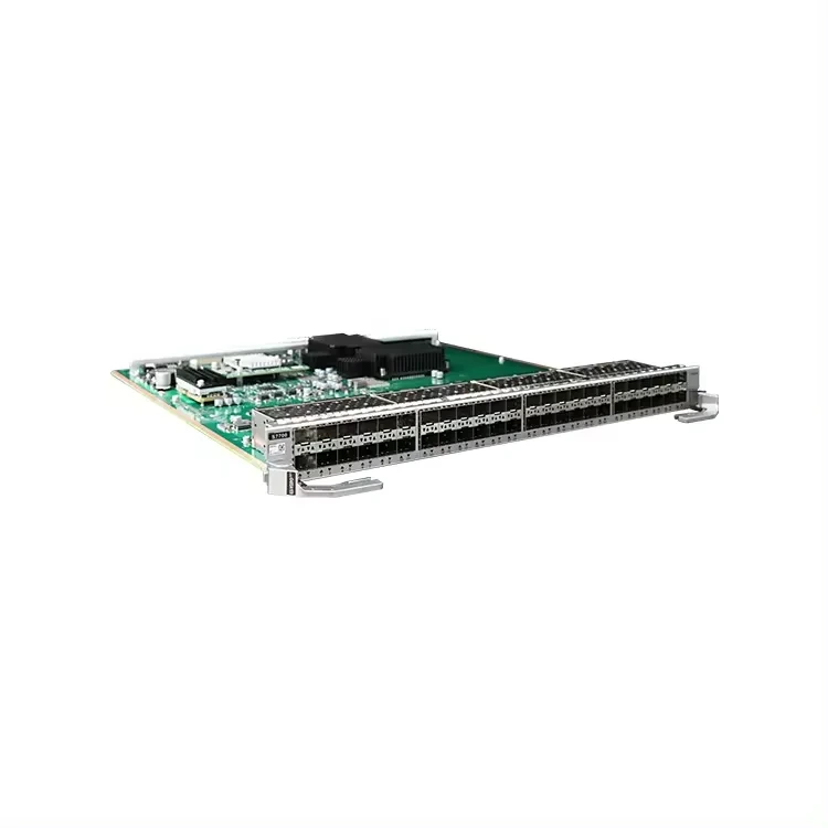 03033WWN CE-L18CQ-FD 18-Port-100GE Interface Card(FD QSFP28) 1