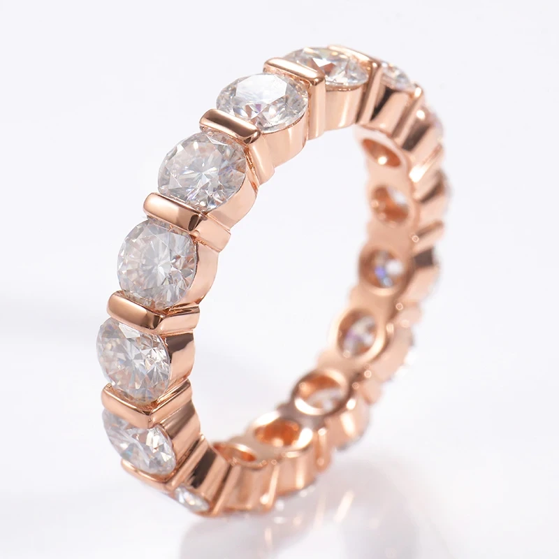 Banda de anillo de oro blanco/ oro blanco de 18k Eternity con 4 mm de corte redondo Moissanite Diamond Def-VVS 1