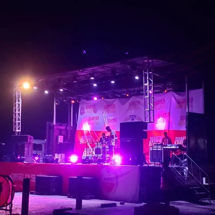 Trailer Stage Company for Theater and Performing Arts 4