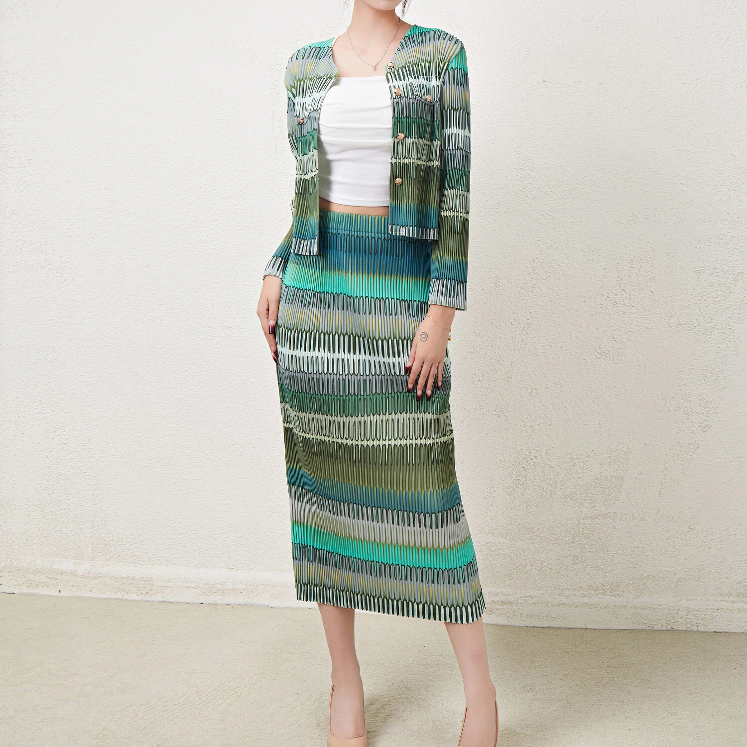 Custom Pleated Manufacturer – OEM/ODM Services Available High Quality Miyake Pleated Striped Top And Straight Skirt Casual Style Two Piece Skirt Set Women Clothing 1